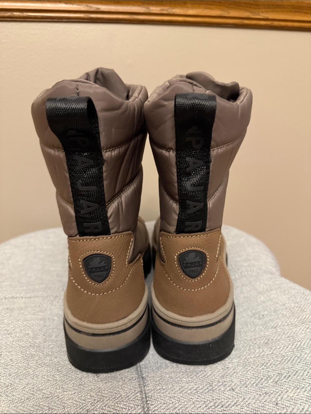 Pajar Gala Front Zip Waterproof Platform Ankle Bootie. - Picture 4 of 7